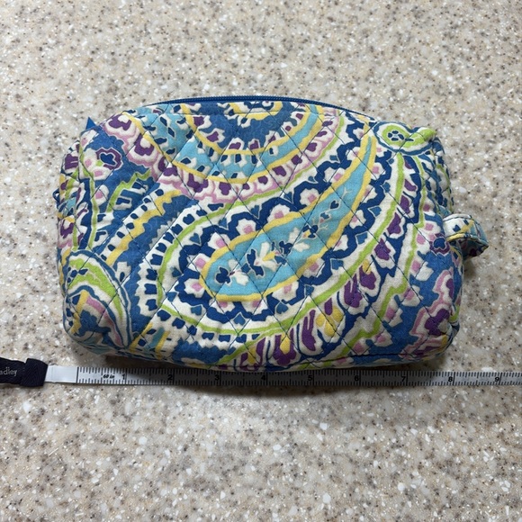 Vera Bradley makeup bag - Picture 7 of 8